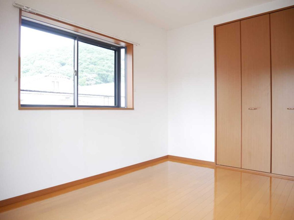 拡大写真：井原市高屋町 2Fの室内