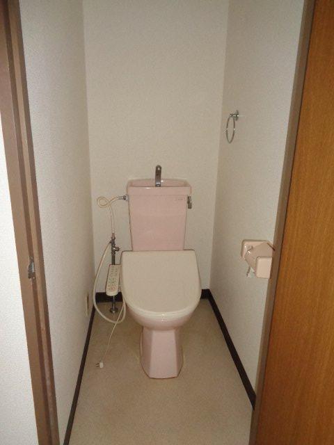 拡大写真：佐世保市谷郷町 603のトイレ