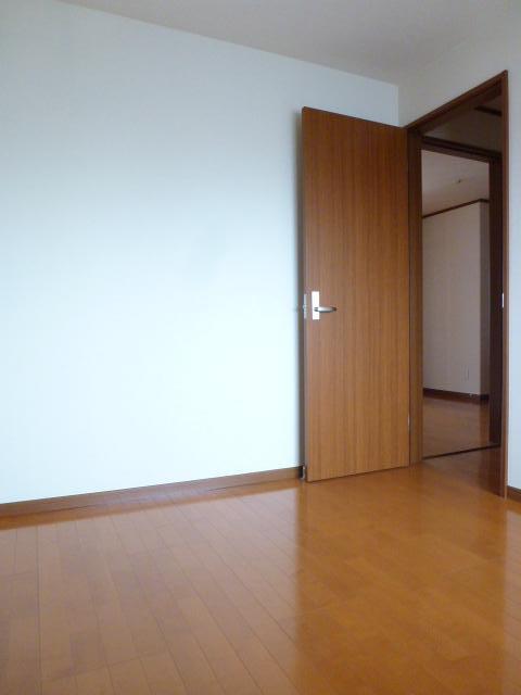 拡大写真：レジデンスマルクラ 4階403の室内