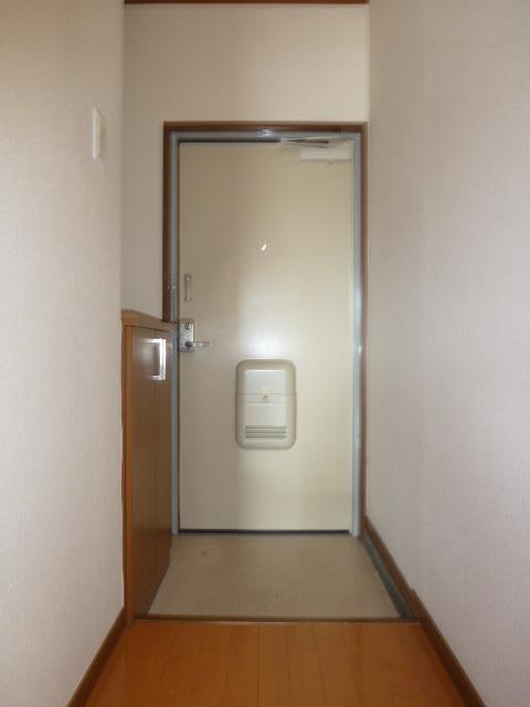 拡大写真：レジデンスマルクラ 4階403の玄関