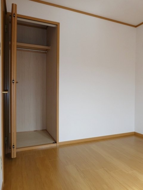 拡大写真:リーヴ・メゾンⅢ 2階201の室内