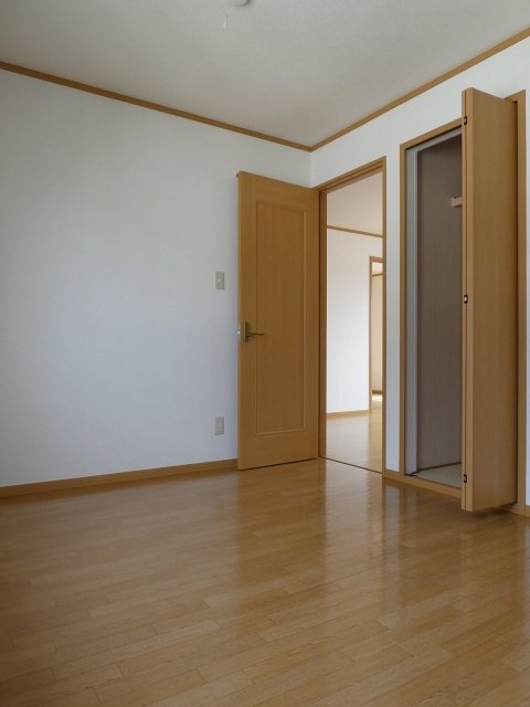 拡大写真:リーヴ・メゾンⅢ 2階201の室内