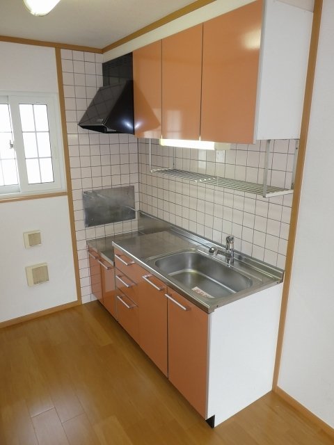 拡大写真:リーヴ・メゾンⅢ 2階201のキッチン