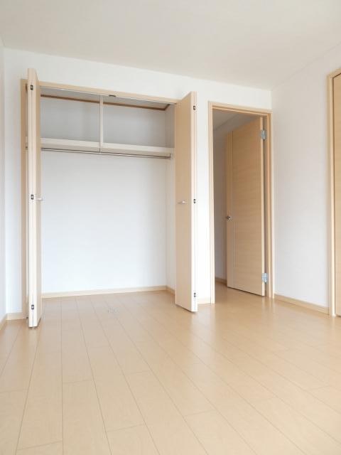拡大写真:サニーヒルオオツキ 3階302の室内