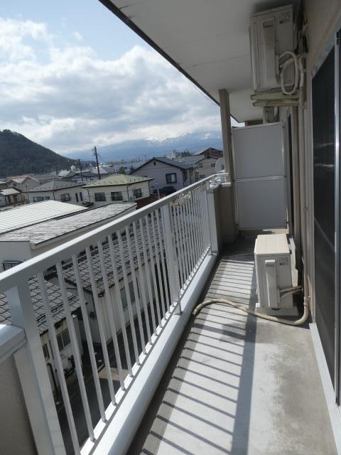 拡大写真:サニーヒルオオツキ 3階302のベランダ