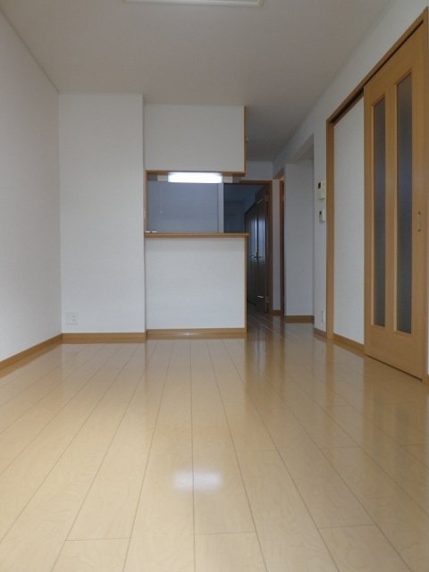 拡大写真:モカロールC 1階103のリビング