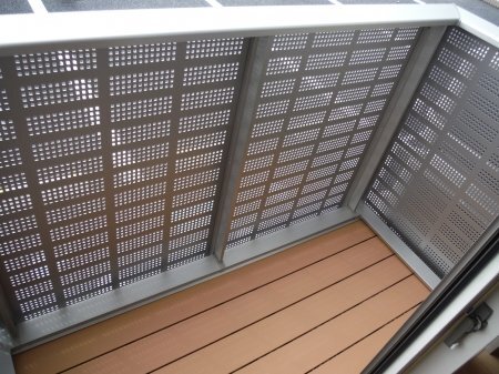 拡大写真:パインメイプル85 1階102のベランダ