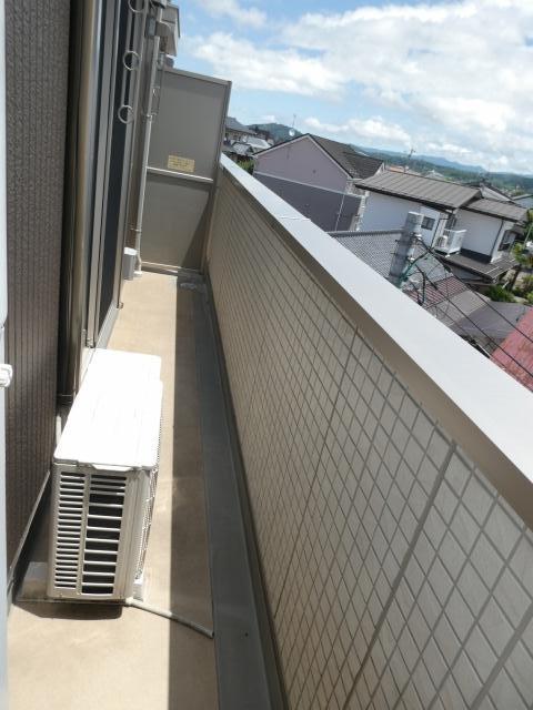 拡大写真:セジュールオッツW 3階302のベランダ
