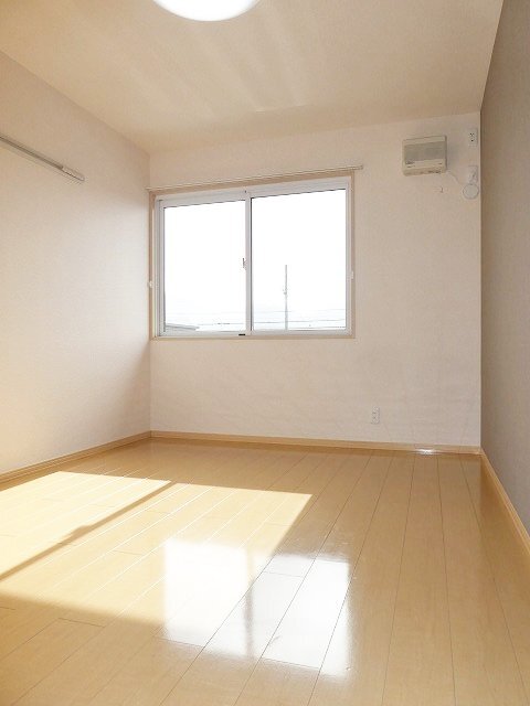 拡大写真:レイグランテ B 2階201の室内