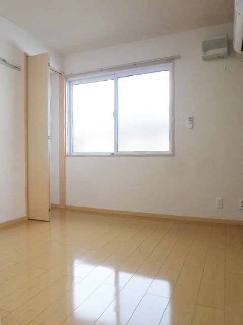 拡大写真:レイグランテ B 2階201の室内