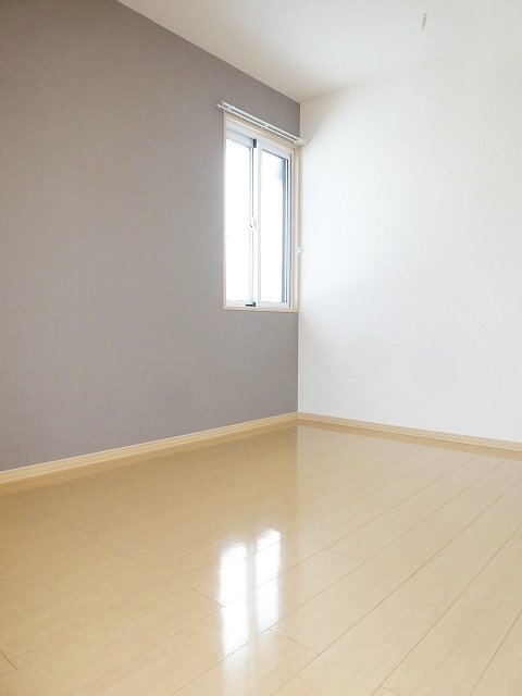 拡大写真:レイグランテ B 2階201の室内