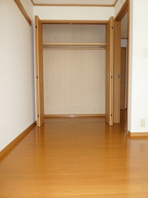 拡大写真:ベルアンジュ 1階102の室内
