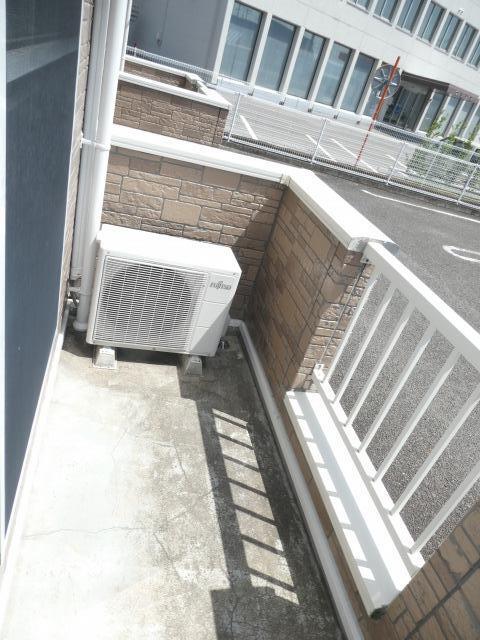 拡大写真:ベルアンジュ 1階105のベランダ