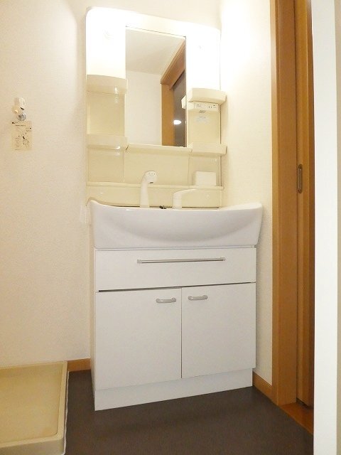 拡大写真:パークハイグランドマンション 2階202の洗面