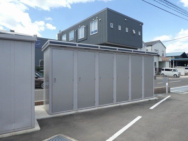 拡大写真:中ノ町タウン A 2階201の外観写真(昼)