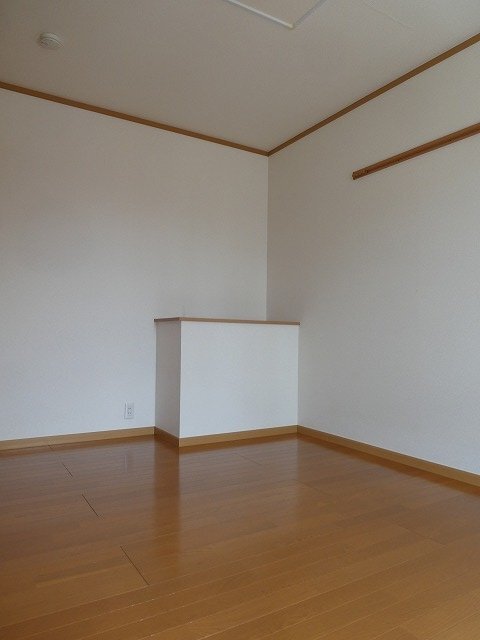 拡大写真:ポワール 2階201の室内