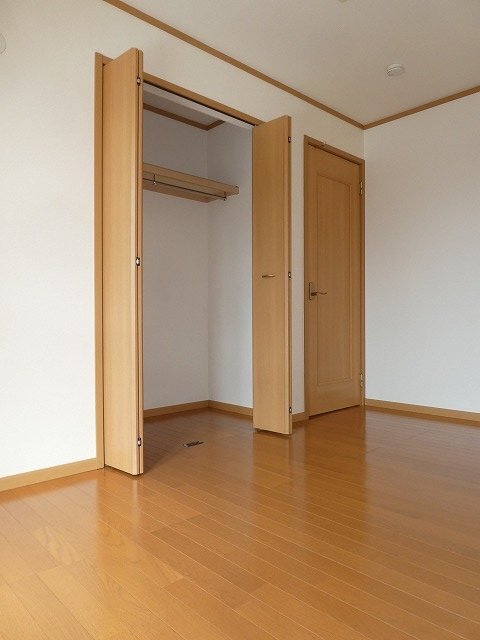拡大写真:ポワール 2階201の室内
