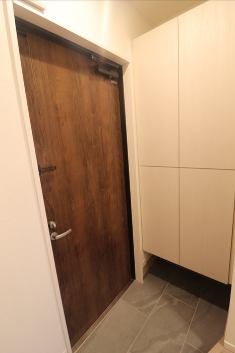 拡大写真:D-room GRACA 中町EAST 1階103の玄関