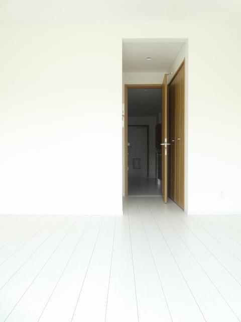拡大写真:エレファントⅢ 1階102の室内
