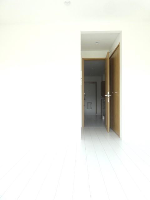 拡大写真:エレファントⅢ 1階105の室内