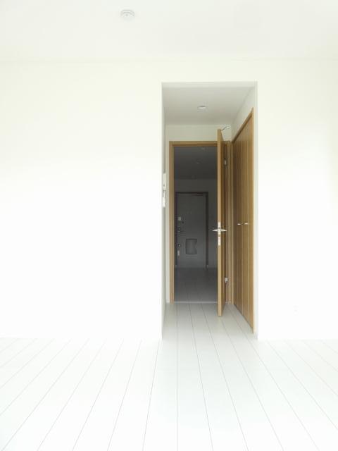 拡大写真:エレファントⅢ 1階108の室内