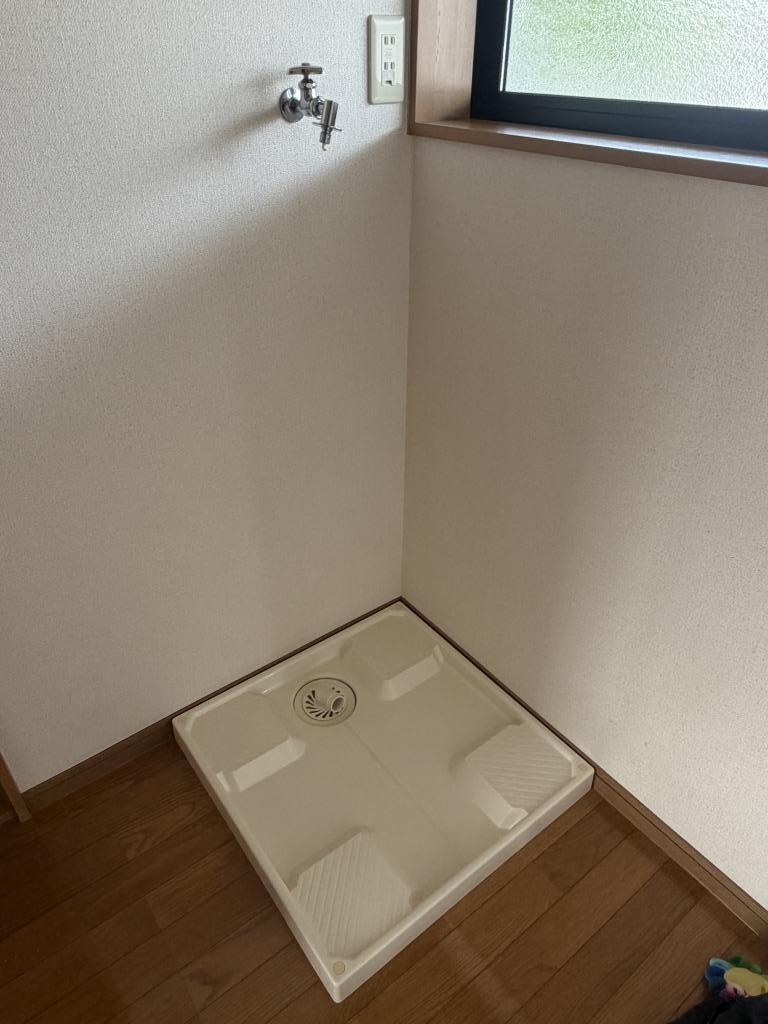 拡大写真:エスティー長峰 2階203の洗濯機置場