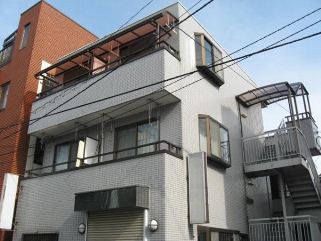 写真：足立区西新井本町３丁目の外観