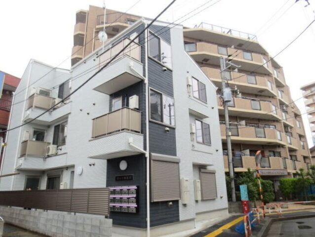 拡大写真：足立区梅島３丁目 202の建築現場