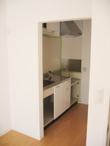 拡大写真:芦屋市竹園町 2階203のキッチン