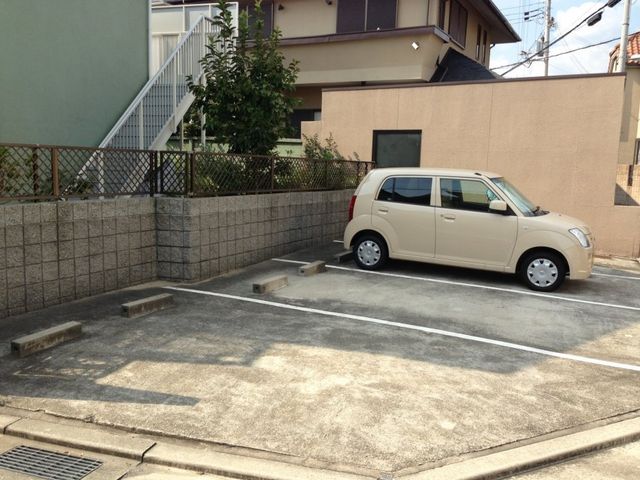 拡大写真:芦屋市西蔵町 1階104の外観写真(昼)