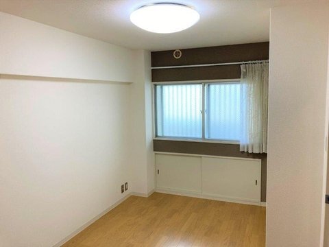 拡大写真：芦屋市翠ケ丘町 4階4の室内