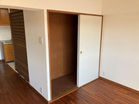 拡大写真：芦屋市翠ケ丘町 4階4の収納