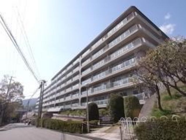 拡大写真：芦屋市翠ケ丘町 4階4の外観写真（昼）