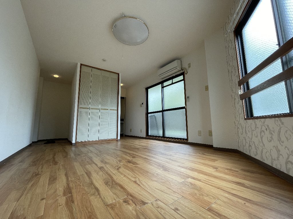 拡大写真：セフィーロ芦屋 202の室内