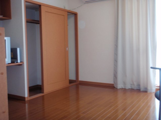 拡大写真：津山市東一宮 3階204の室内