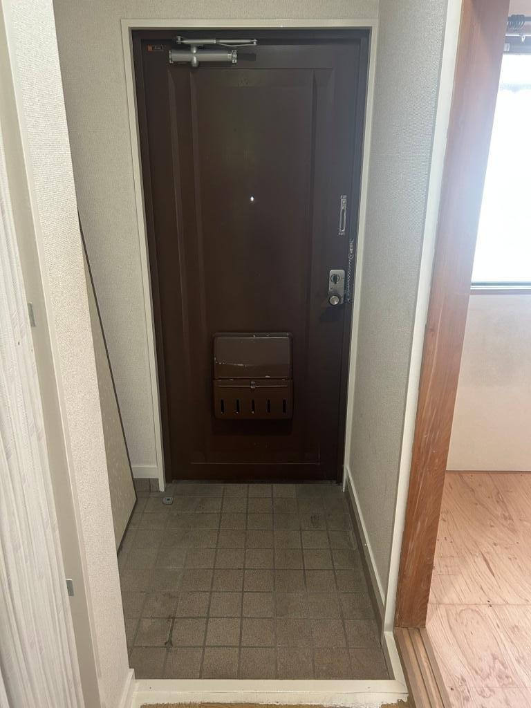 拡大写真：まるきハイツ清水町 2階202の玄関