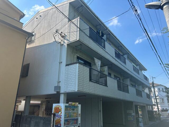 写真：まるきハイツ清水町の外観