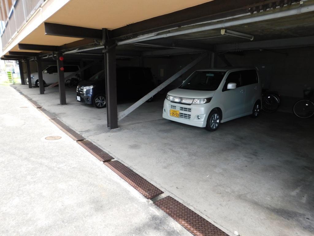 拡大写真：寝屋川市高宮栄町 3階33の共有部分