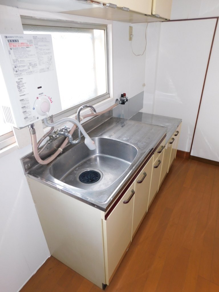 拡大写真：寝屋川市高宮栄町 3階33のキッチン
