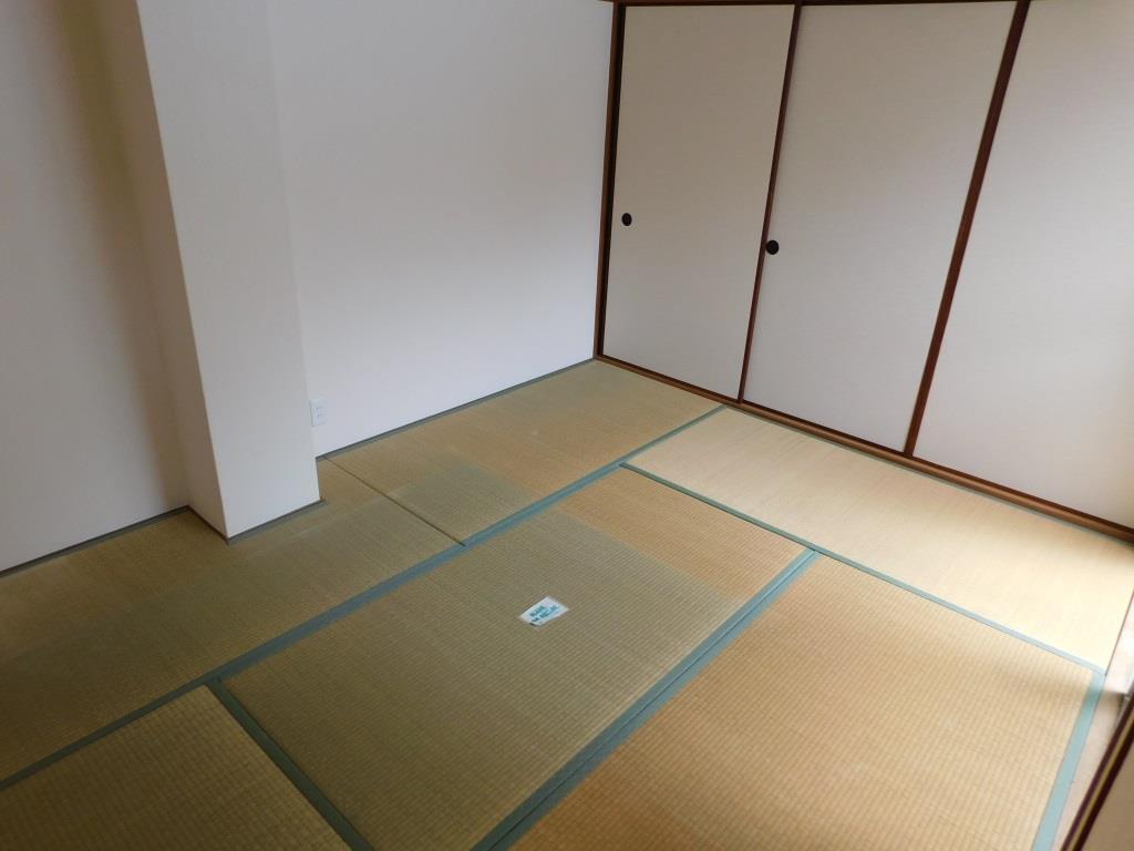 拡大写真：サンセルジュ香里園 4階403の和室