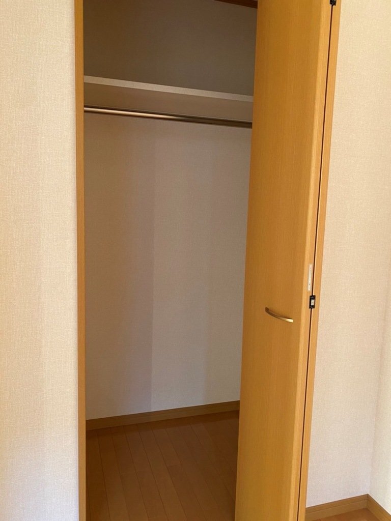 拡大写真:カンフォーラ 1階103のクローゼット