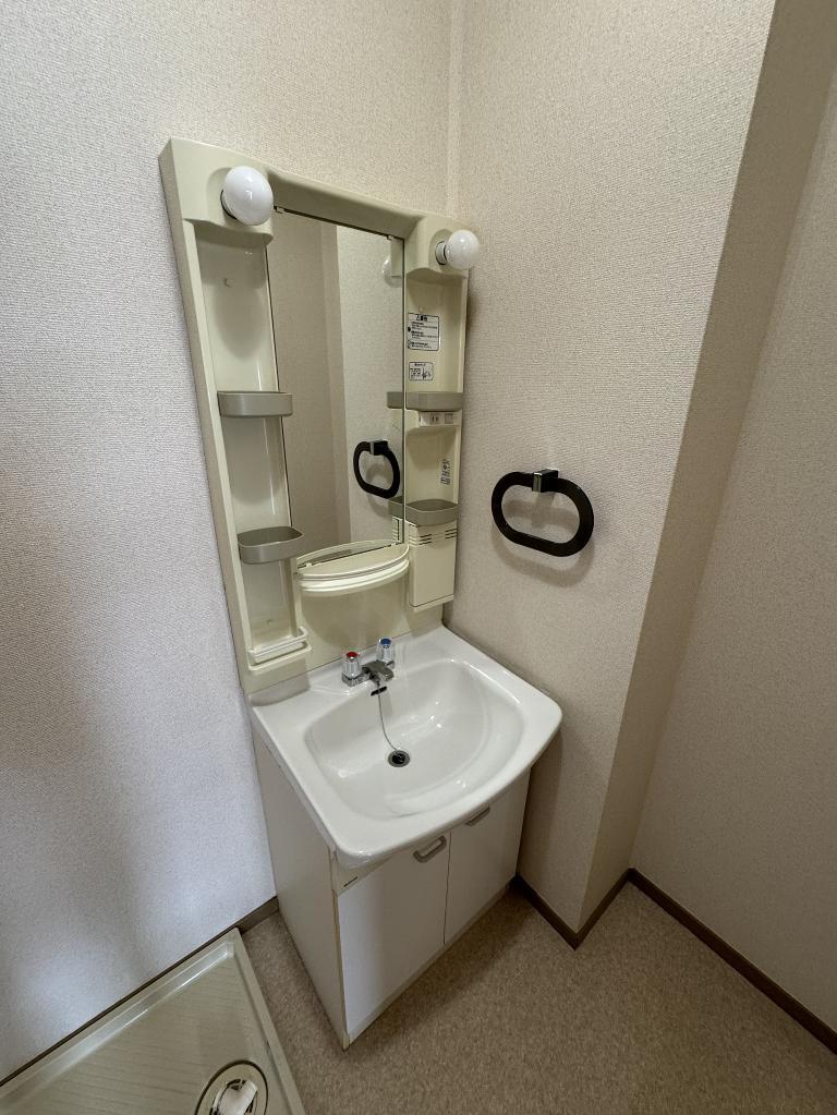 拡大写真：クイーンズヒル 2階B201の室内設備