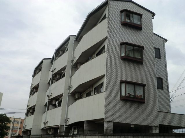 拡大写真：山口ハイツ 4階502の外観写真（昼）