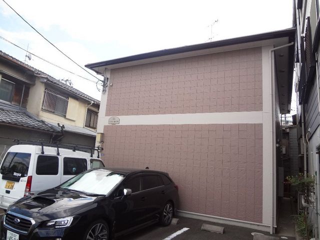 拡大写真：パセオ御堂町 2階201の外観写真（昼）