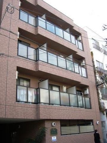 拡大写真：ラ・リンピア 4階405の外観写真（昼）