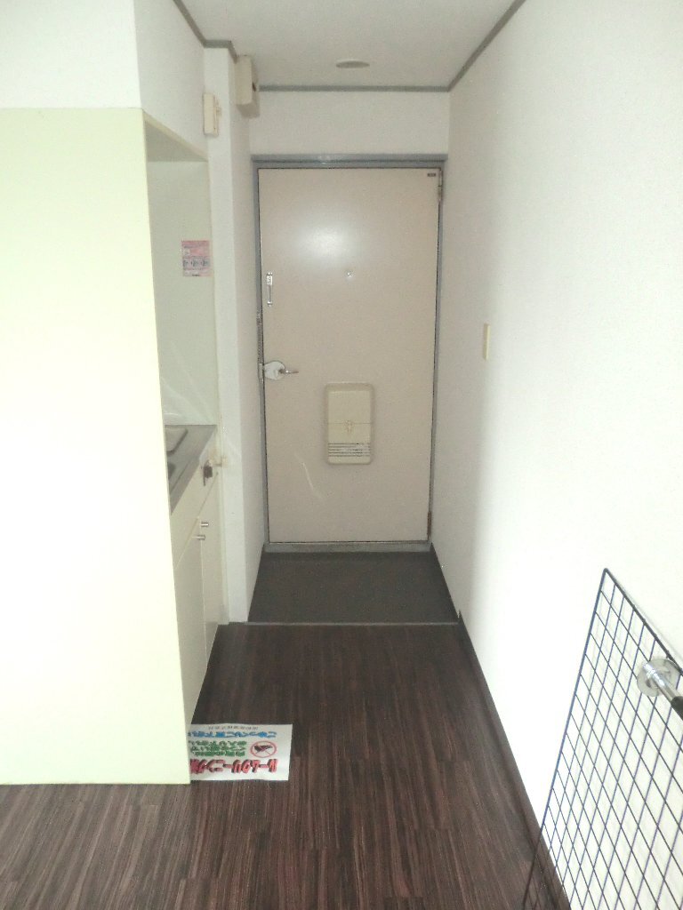 拡大写真：本町ハイツ 2階201のキッチン