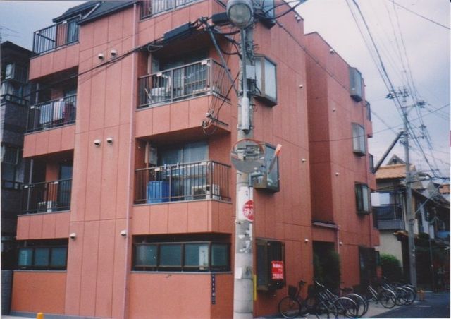 ラウレア門真の外観
