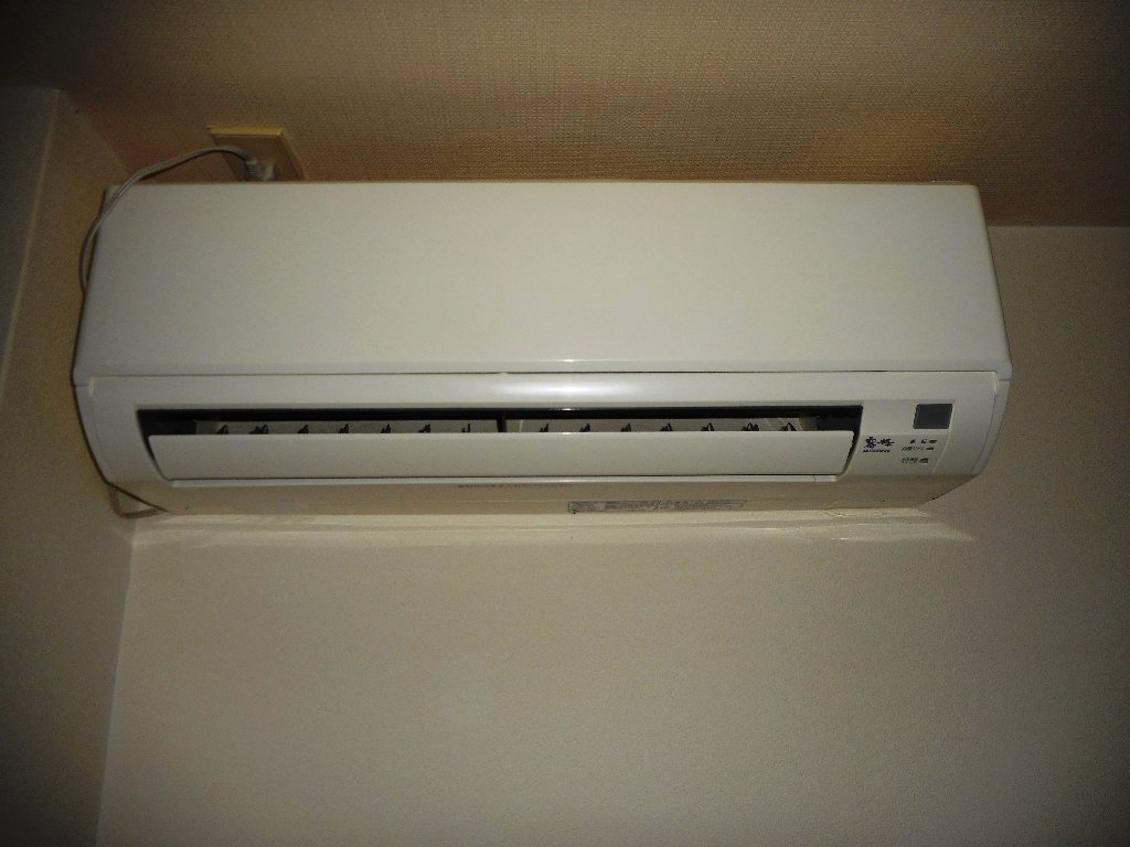 拡大写真：フリーディオ御堂 1階103のエアコン