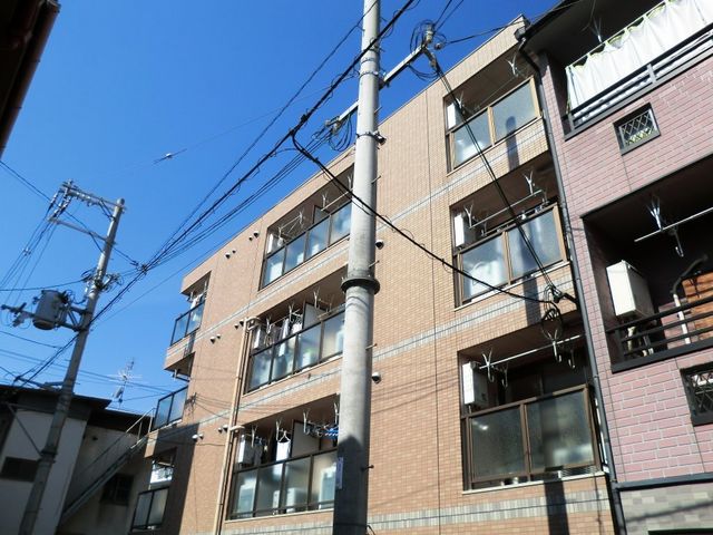 拡大写真:エストゥディオ 2階203の外観写真(昼)