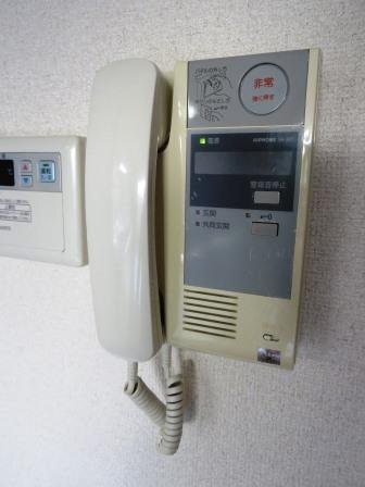 拡大写真：サニーヒル忍ケ丘 3階308のセキュリティ